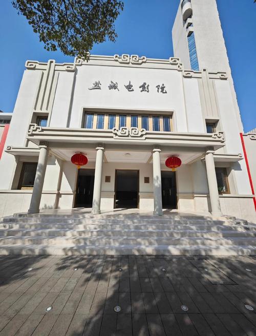 欧美日韩成人在线影院 - 2025高清无码资源 | 蓝光画质极速播放 | 长尾关键词：成人影视VIP、日韩欧美专区、在线影院会员