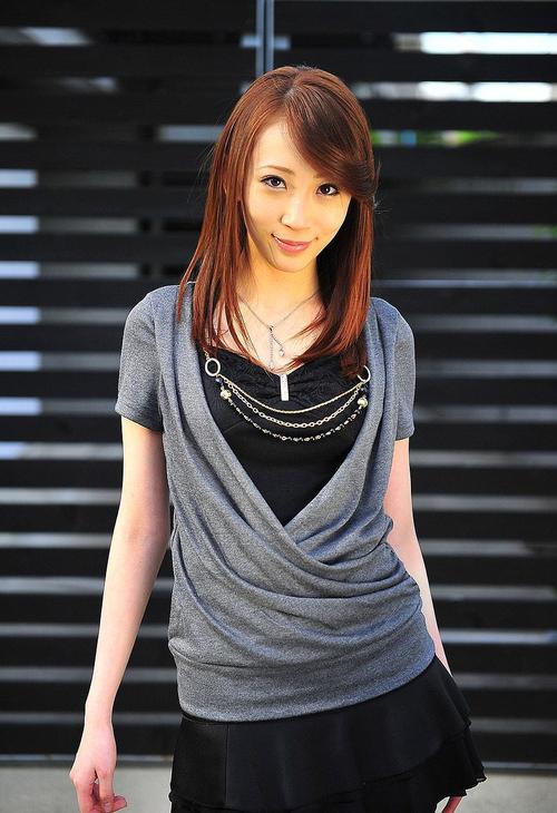 亚洲欧美成人人妻在线视频精选：高清画质、中文字幕与每日更新推荐