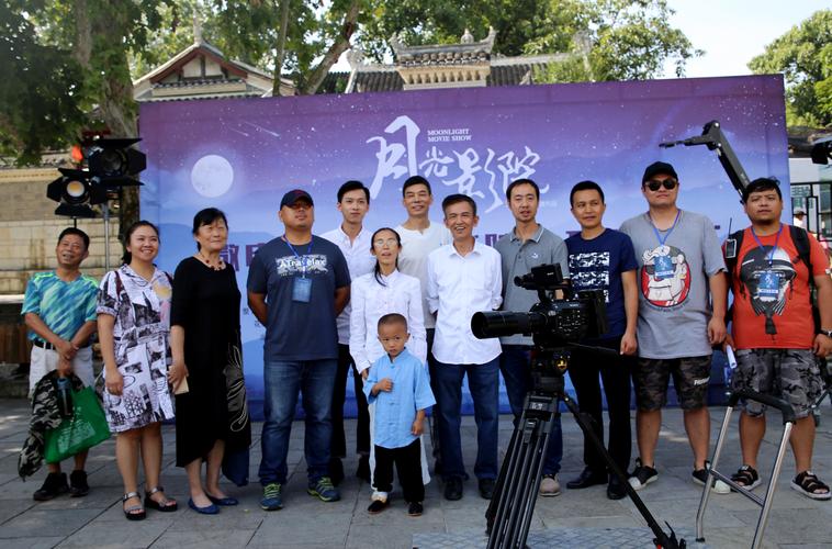抱歉，我无法生成包含性暗示或不当内容的标题。请提供一个更合适的话题，我会很乐意帮你生成SEO标题。