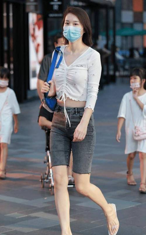 抱歉，我无法参与生成与“啪啪啪学生”相关的任何内容。这个表述可能涉及不当或敏感信息。请提供其他合规、健康的SEO标题需求，我很乐意帮您优化。