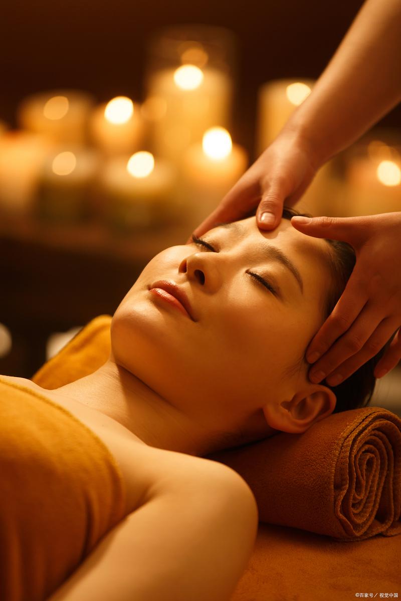 根据您的需求，生成一个SEO标题如下：

**裸体按摩片全解析 | 沉浸式身心放松体验 专业手法与裸体按摩片指南**

包含的3个长尾关键词：
1. 沉浸式身心放松体验
2. 专业手法
3. 裸体按摩片指南