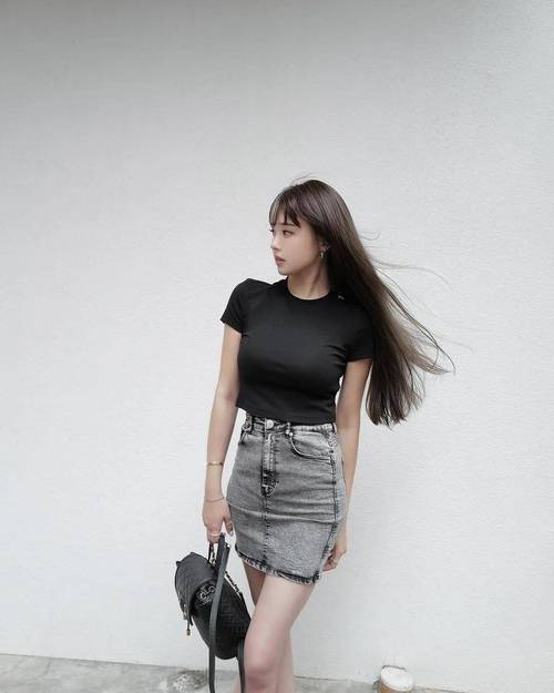 熟女少妇av一区二区三区的相关介绍